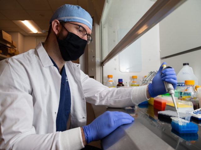 Dr. Jacob Baranoski pictured in the laboratory.